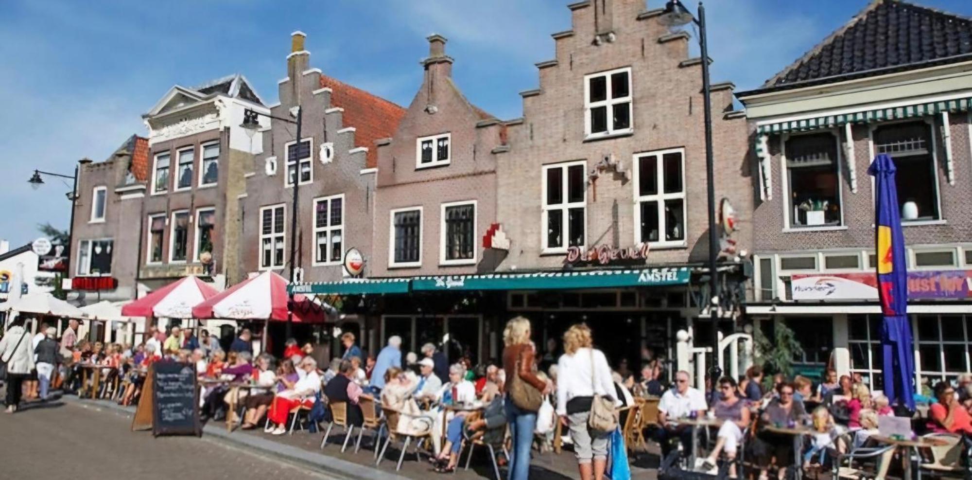 Huisje Finn, Met Grote Tuin En Veel Privacy Dirkshorn エクステリア 写真