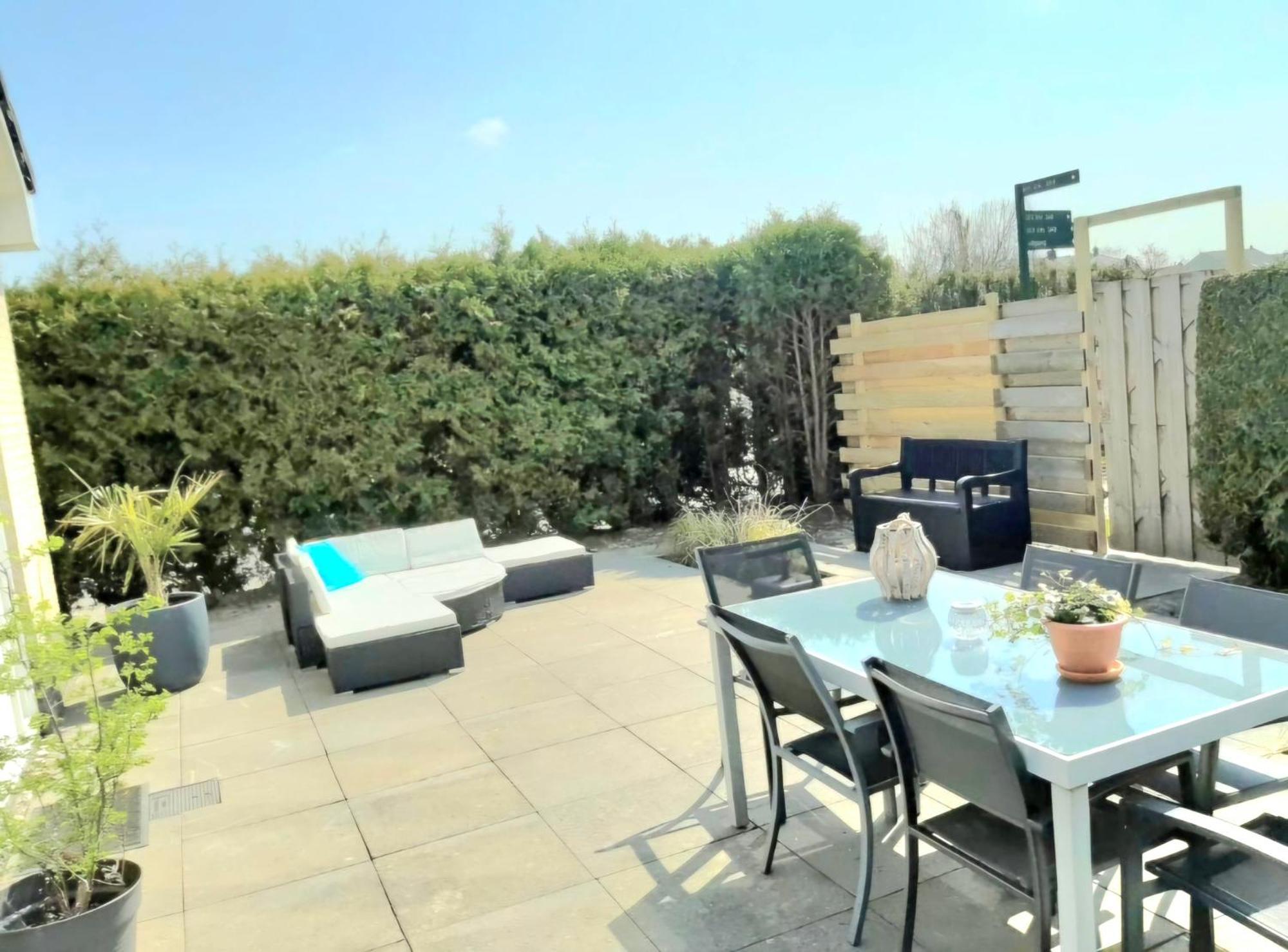 Huisje Finn, Met Grote Tuin En Veel Privacy Dirkshorn エクステリア 写真