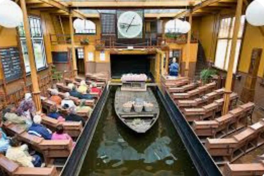 Huisje Finn, Met Grote Tuin En Veel Privacy Dirkshorn エクステリア 写真